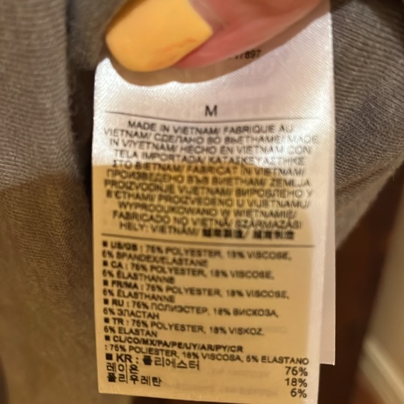 Dress - Picture 3 of 3